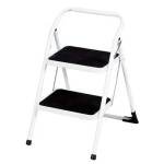 TABURETE METALICO SONECOL BLANCO PELDAÑO ANCHO GOMA 2P.